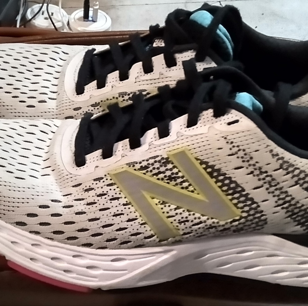 Women's New balance size 8